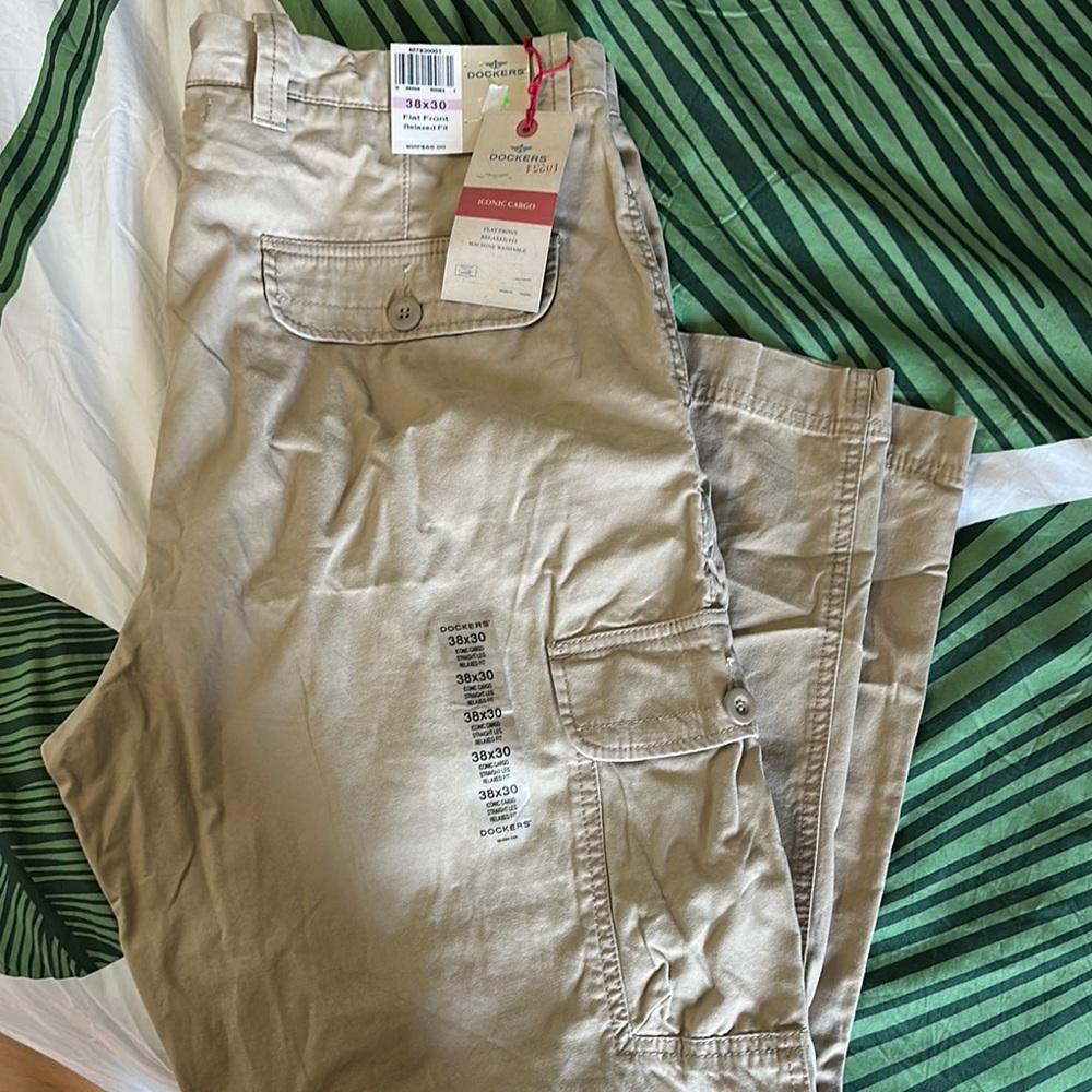 Dockers iconic cargo pants